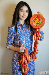 组图：陈慧琳曝新春写真蛇年送祝福