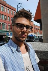 组图：多兰不哭！25岁天才帅哥导演闪耀戛纳