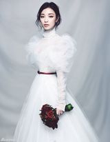 组图：倪妮化身美丽新娘 清纯妩媚交织变换