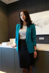 组图：《金牌律师》收官 黄小蕾大秀职业装