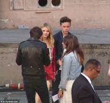 组图：超杀女布鲁克林撇传闻再度约会 谈笑风生