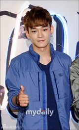 组图：汤唯EXO等出席首尔服装品牌发布会