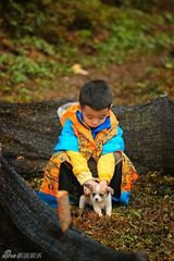 组图：爸爸开启丛林大冒险 金曲歌王曹格落泪