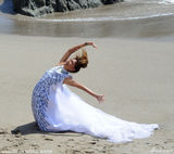 策划：乐坛女神经来袭！乱舞反串停不下来