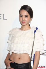 组图：蔡依林秀小蛮腰 冯德伦闻徐若瑄尴尬