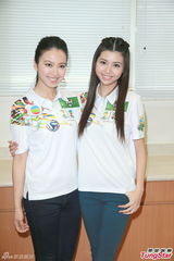 组图：朱千雪否认避马国明绯闻 拒与对方吃饭