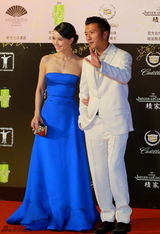 组图：上影节开幕红毯精选 林志玲深V妮可飞吻