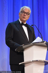 组图：第71届威尼斯电影节开幕 众评委亮相现场