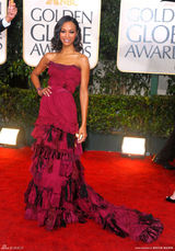 高清组图：《阿凡达》女主角佐伊层叠礼服风情万种