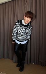 组图：对话韩团Block B 曝健身房常遇金秀贤