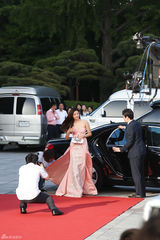 独家高清：又是一年百想红毯 众星云集争奇斗艳