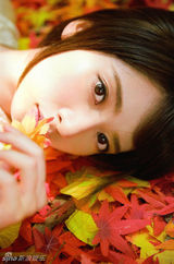 组图：天凉好个秋！桥本奈奈未凉秋写真显清丽