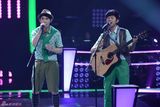 组图：好声音杨家将大考核 雨神助阵呐喊卖萌(杨坤/萧敬腾)
