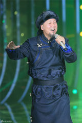 组图：腾格尔被喊腾萌萌 黑豹乐队组曲致青春