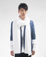 组图：许诺拍摄新造型照 帅气忧郁并存秀气质