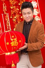 高清图：好声音学员齐贺新春合家欢