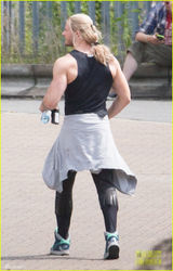 组图：《复联2》美队替身奸诈 快银红女巫青春