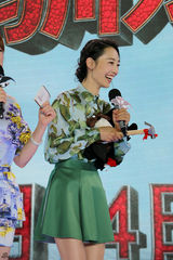 组图：白百何献声《驯龙高手2》 盼被儿子崇拜