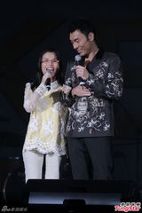 组图：许志安助阵演唱会 将赴日与文咏珊合拍MV