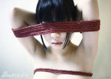 组图：日本摄影师红绳捆绑清纯少女拍变态写真