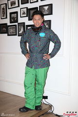 组图：陈豪不清楚TVB裁员 杨洛婷不觉受冷落