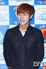 组图：韩团B1A4助阵动画片《Turbo》试映会