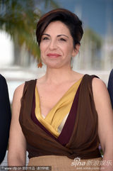 组图：《现实》发布会 导演加洛尼携主演亮相