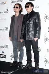 组图：李东旭车胜元等众星盛装出席首尔时装周 