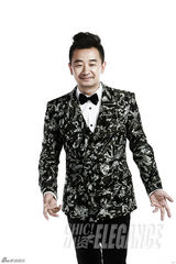 组图：黄海波最新写真 大秀准大叔的花心魅力