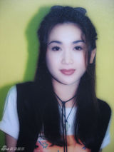 [青春照相馆]温碧霞罕见青涩照：燃烧的火玫瑰