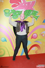 组图：亮瞎！郑欣宜成魔人布欧 王祖蓝扮柯南