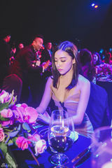 组图：郑恺黄觉林保怡阚清子助阵GQ红毯星光足