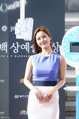 独家高清：又是一年百想红毯 众星云集争奇斗艳