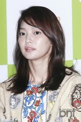 组图：申敏儿朴海日清新亮相《庆州》记者会