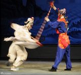 组图：国粹舞台上的白娘子 美丽多情功夫了得