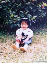 组图：郭美美曾自称从小像公主 由妈妈单独带大