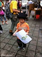 组图:姚明现身《爸爸2》 曹格女儿带帽喜感时尚