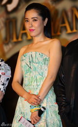 组图：王刚在京摆《家宴》 厨艺遭儿子嫌弃