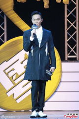 组图：容祖儿望房祖名振作 张智霖怕儿子碰毒品