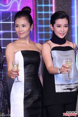 组图：白百何曝收柯震东道歉短信 抢镜李冰冰