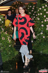 组图：林建岳爱女嫁何正德 容祖儿方中信等齐贺