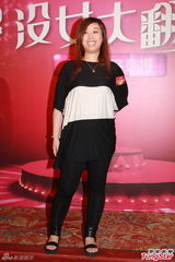 组图：《没女大翻身》全新形象现身 选手承认整形