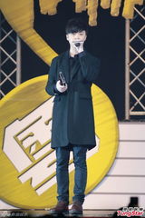 组图：容祖儿望房祖名振作 张智霖怕儿子碰毒品