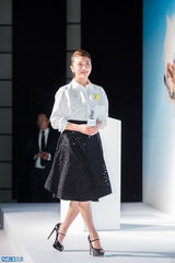 独家高清：河智苑出席活动 黑白搭配显优雅气质