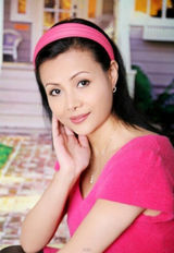 组图：郭美美妈妈私照曝光 50岁似少妇风韵犹存