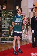 组图：周觅Amber宋茜同台卖萌放电 人气高涨