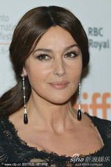 电影《犀牛季节》首映  莫妮卡-贝鲁奇尽显贵态