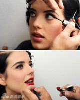 幻灯图：名模阿格妮丝-迪恩首演电影 化身性感名媛