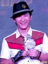 组图：卓君将在歌王盛宴献处女唱