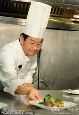 组图：主厨展示第68届金球颁奖礼晚宴菜肴
